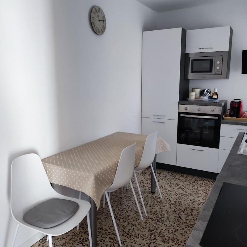 Appartamenti La Terrazza Pasturo Luaran gambar