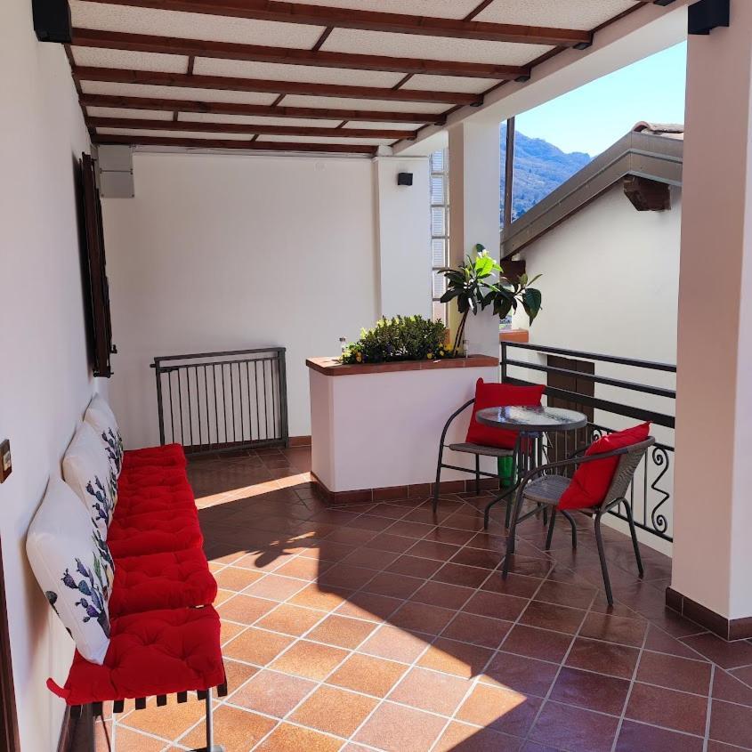 Appartamenti La Terrazza Pasturo Luaran gambar